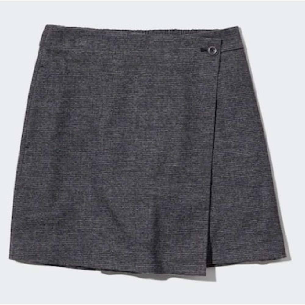 Uniqlo Women's Dark Gray Wrap Skort